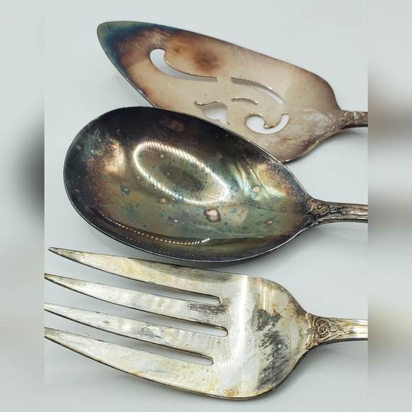 Vtg 1847 Rogers Bros Silverplate Large Serving Spoon Fork Floral Pattern - Picture 6 of 13